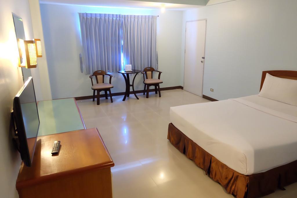 Chudchada Place Hat Yai Bagian luar foto
