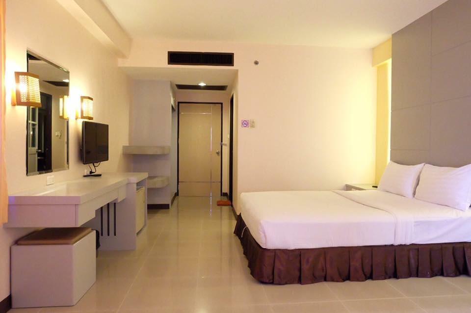 Chudchada Place Hat Yai Bagian luar foto